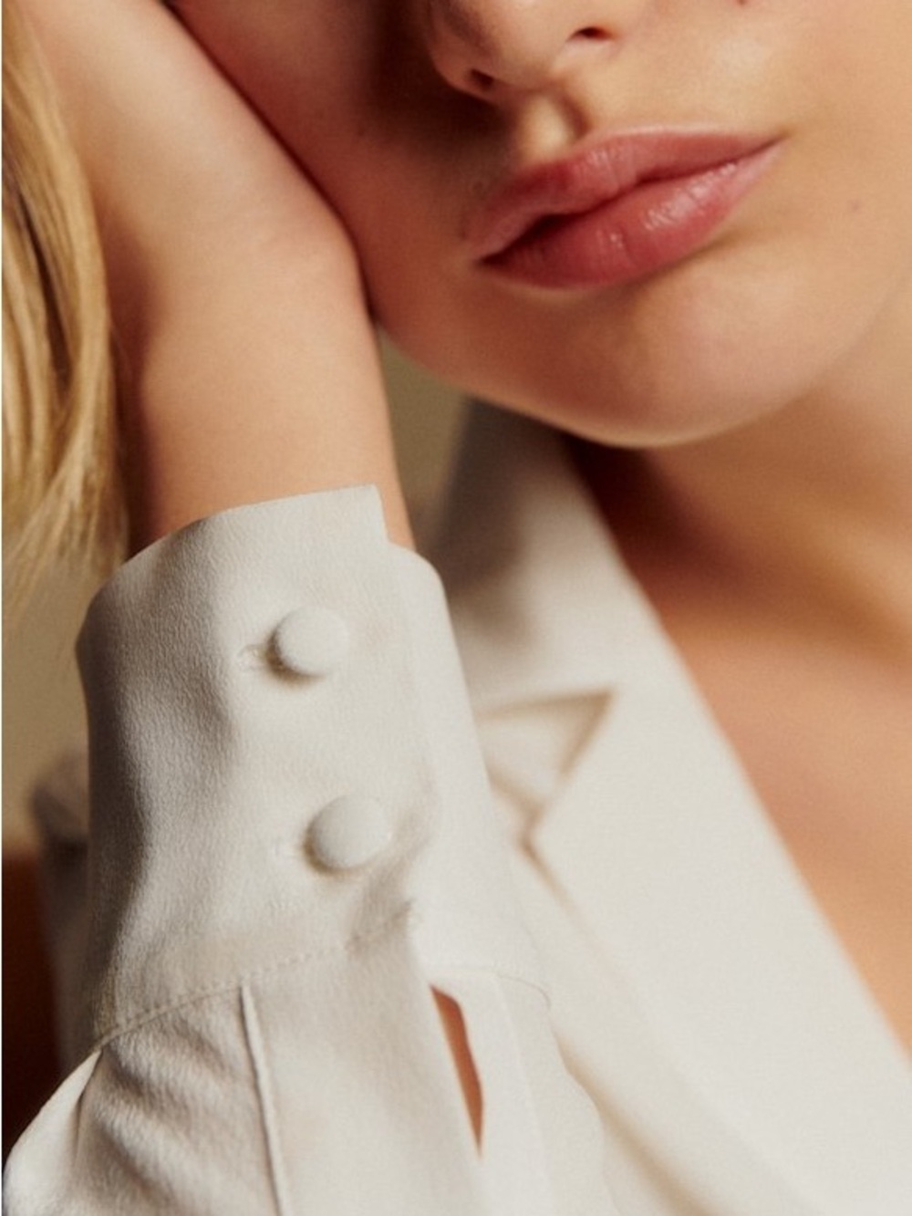 Sezane Florence Shirt 100% Silk Button-Front Blouse White Size S (EUR 32) - Picture 3 of 10